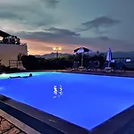 Dionysos *
