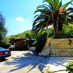 Dionysos 아파트