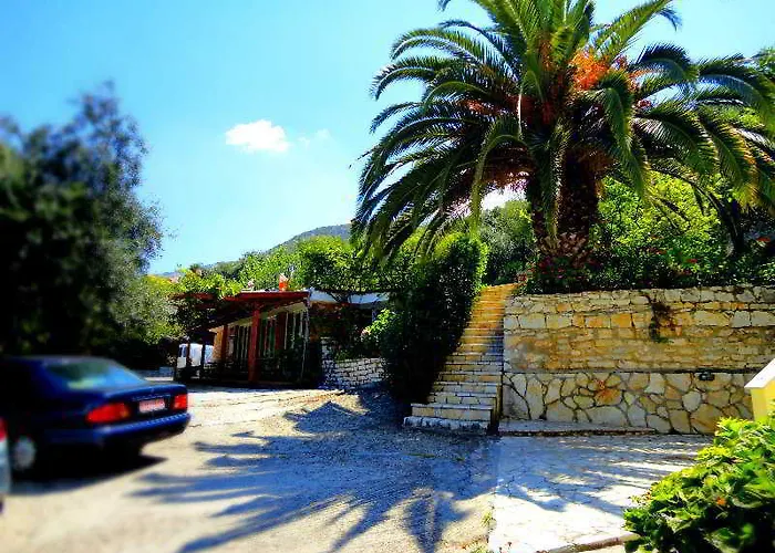 Dionysos شقة