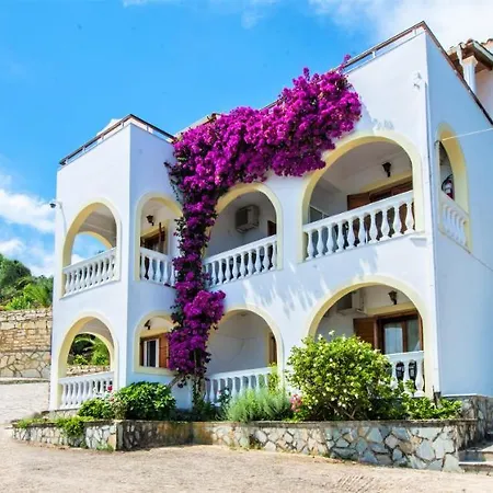 Dionysos Apartmán Apraos