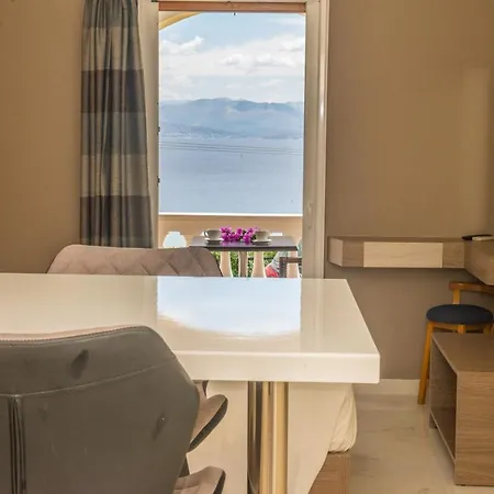 Dionysos Apartmán *