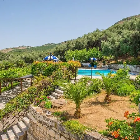 Dionysos Apartment *