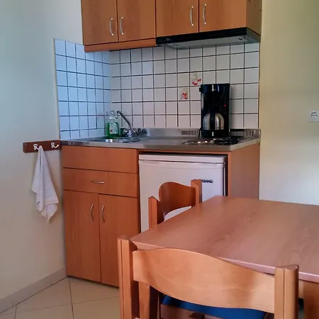 Dionysos Apartament Apraos