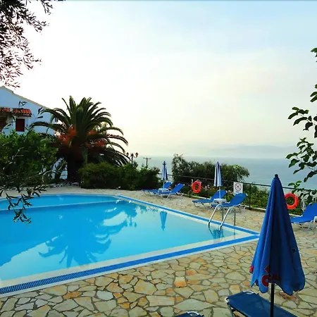 Dionysos Apartament *