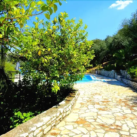 Apartament Dionysos Apraos