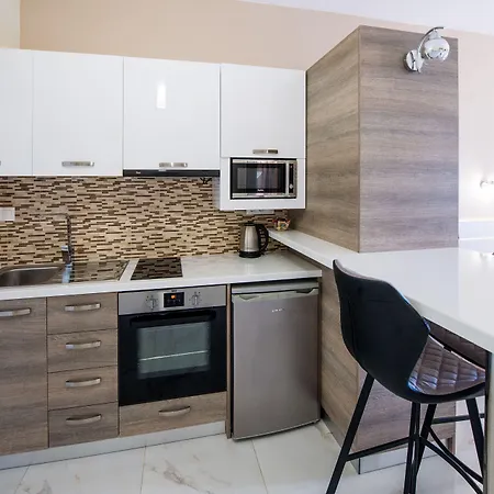 Dionysos Apartament Apraos