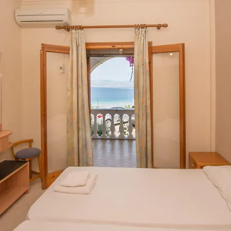 Dionysos Apartament Apraos